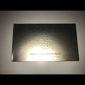Makeup revolution palette